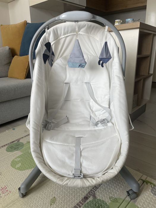 Chicco Baby Hug Air 4 в 1 White Snow – кошара, шезлонг и столче за хранене