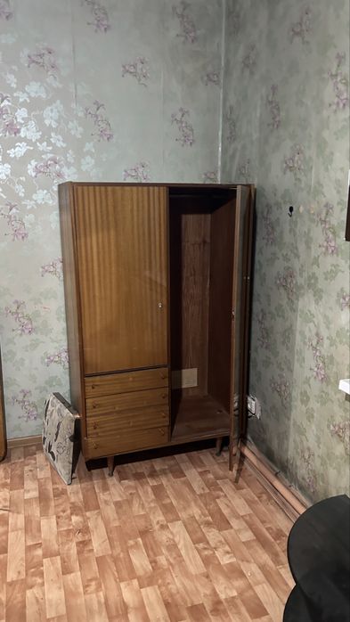 Отдам даром шкафы и тд