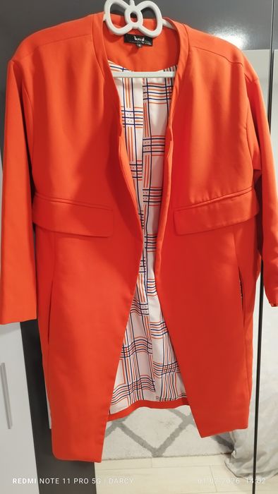 Дамско Сако размер S/M