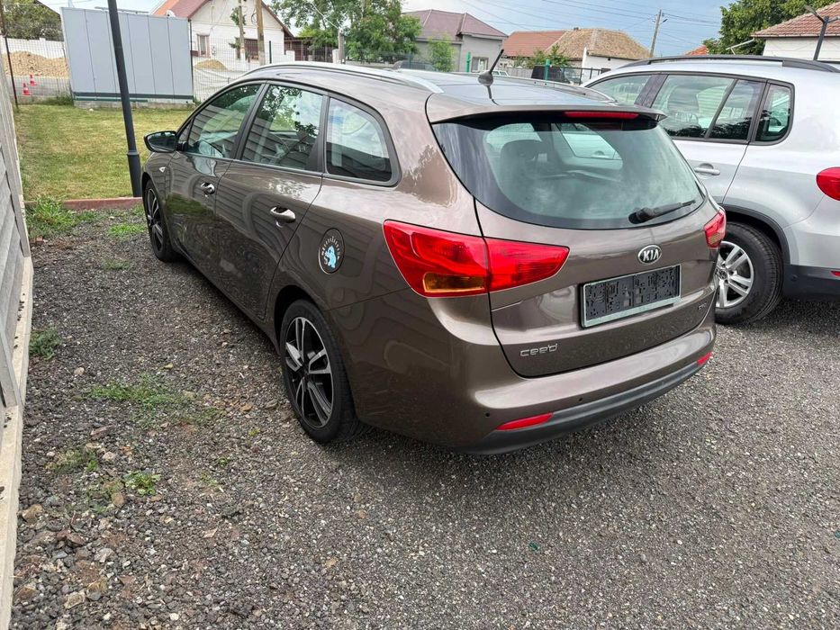 KIA Ceed 2015 — imagine 3