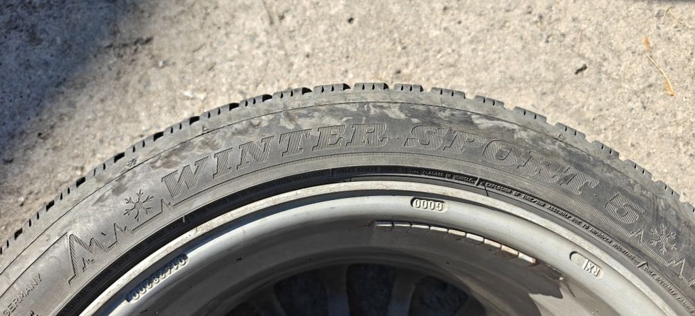 215 50 17 Dunlop winter sport 5