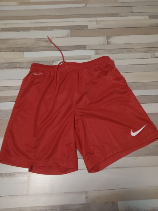 Pantalonii fotbal nike
