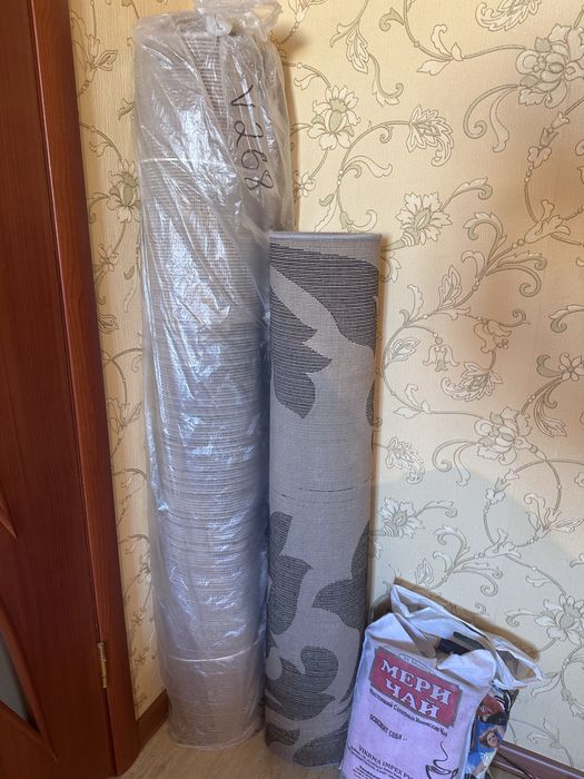 Продам ковер травка 150х230