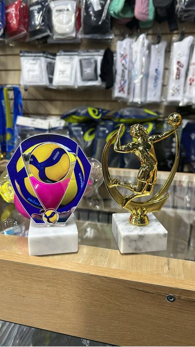 Статуэтки кубки для награждения