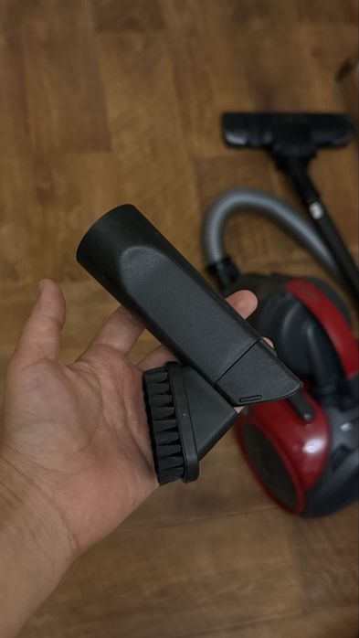 Пылесос Samsung Cyclone Force