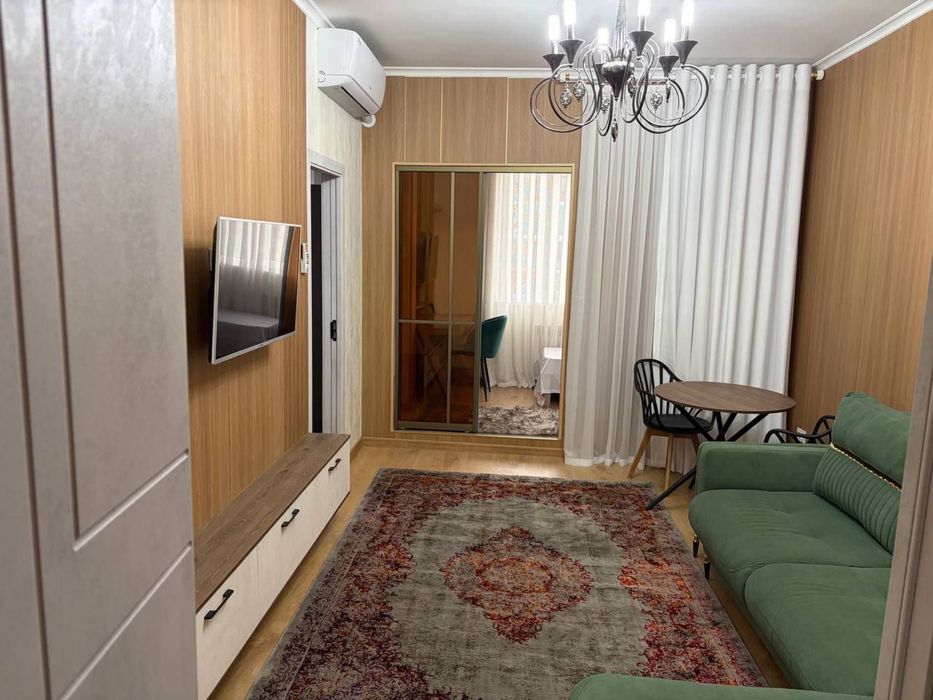 Метро Чиланзар Продам 2в3 комнатную Квартиру 50кв.м Евро ремонт