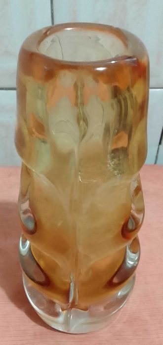 Ваза гутное богемское цветное чешское стекло