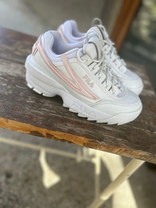 Сникърси Fila Disruptor бели с розово