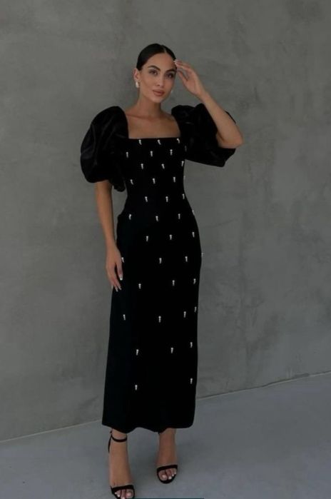 Шикарное платье Malli
