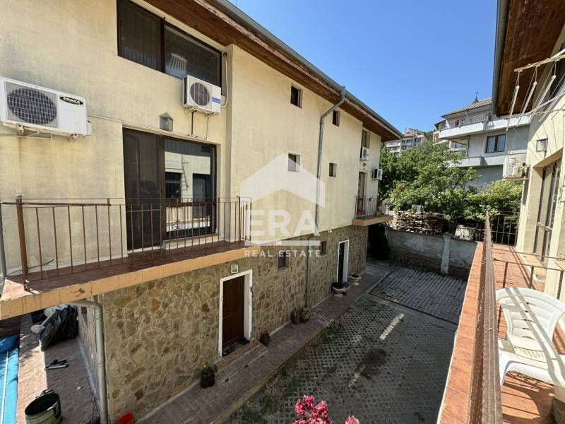 Продава се Къща в Варна, Виница - 152 кв.м за 1546 €/кв.м - Снимка #11