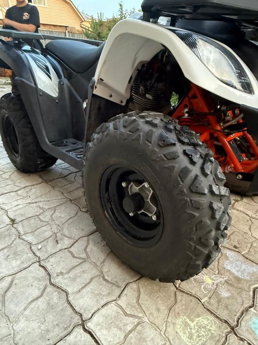 Продам квадроцикл kayo au 200