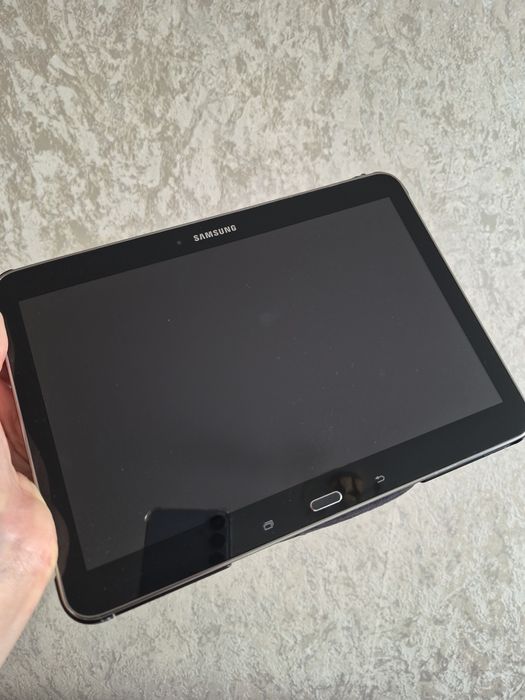 Планшет Samsung galaxy tab4