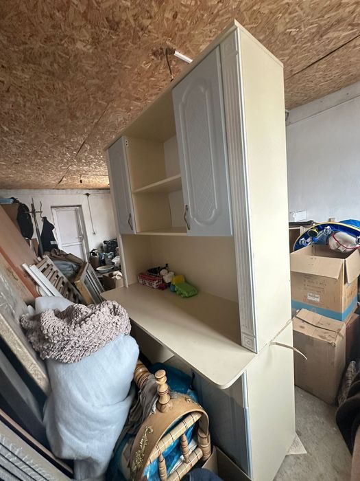 Продам парту со шкафом
