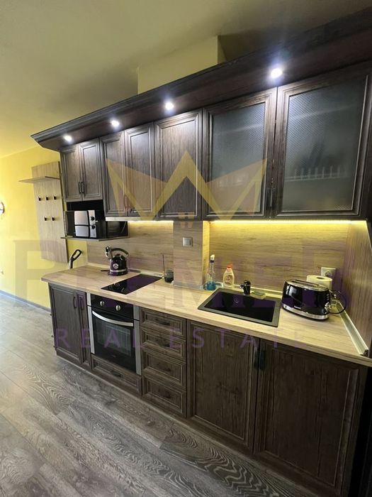 Дава се под наем Двустаен апартамент в Варна, м-т Траката - 45 кв.м за 408 € - Снимка #3