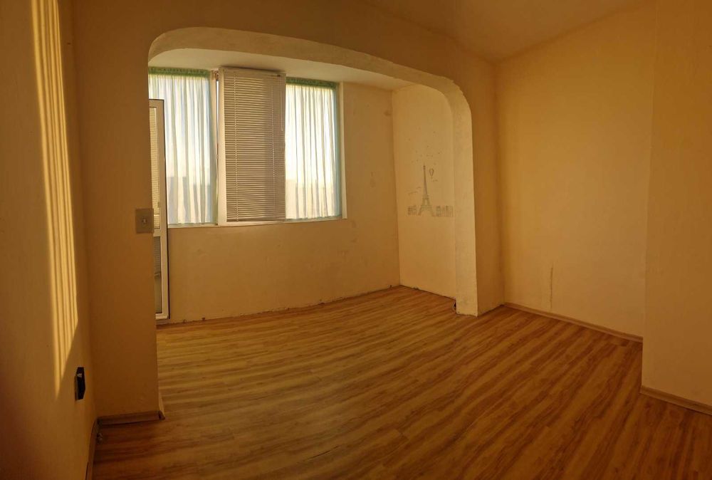 Продава се Двустаен апартамент в Варна, Възраждане 2 - 49 кв.м за 1633 €/кв.м - Снимка #3