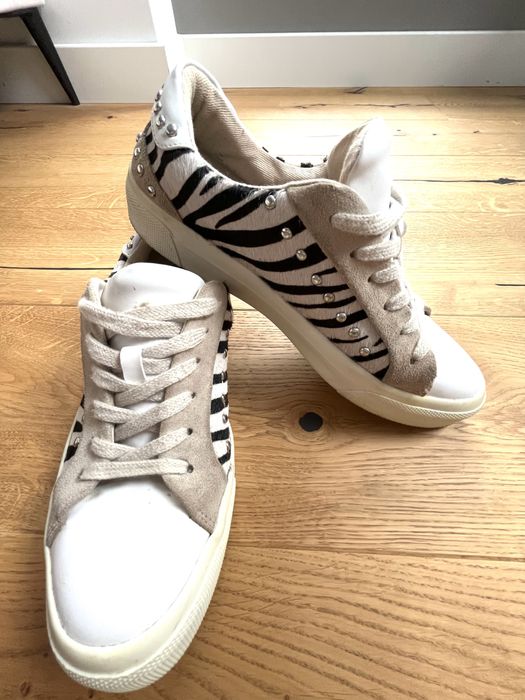 Маратонки от естесвена кожа