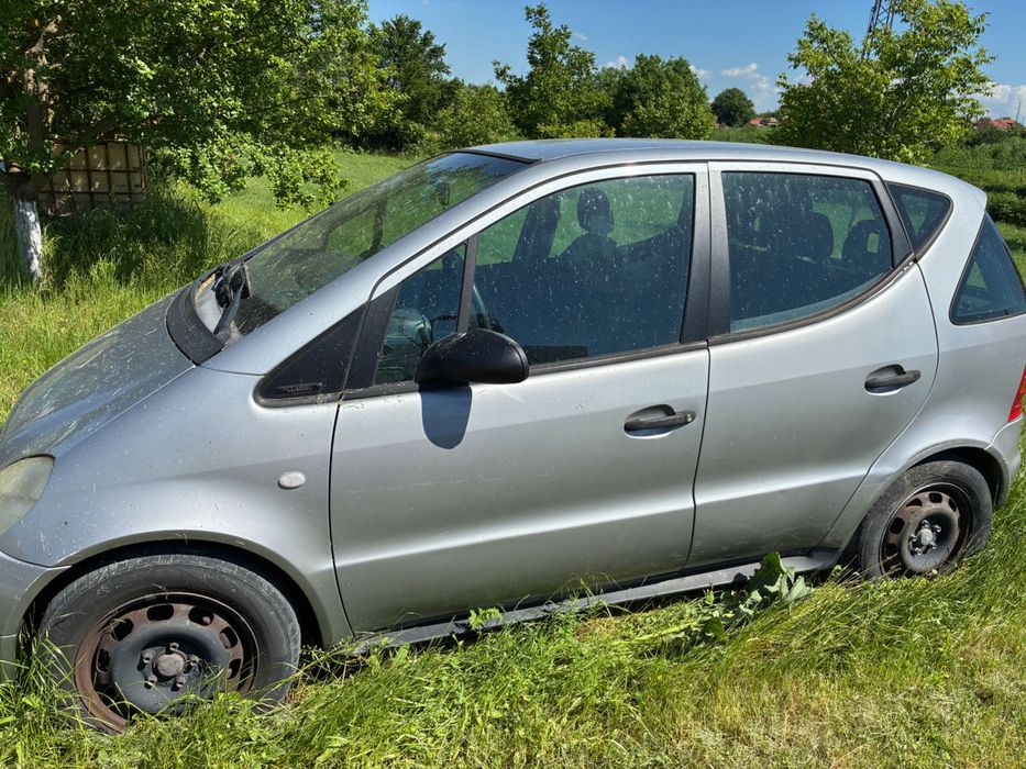 Mercedes A140 на части