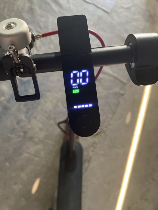 продам электро самокат