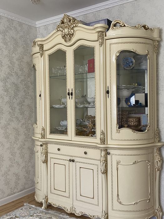 Джоконда бежевого цвета