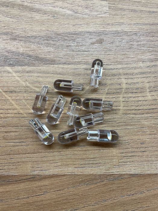 LED крушка лед Т10 W5W