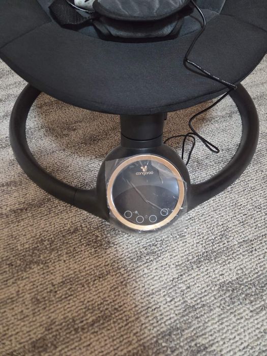 Бебешка люлка на ток.