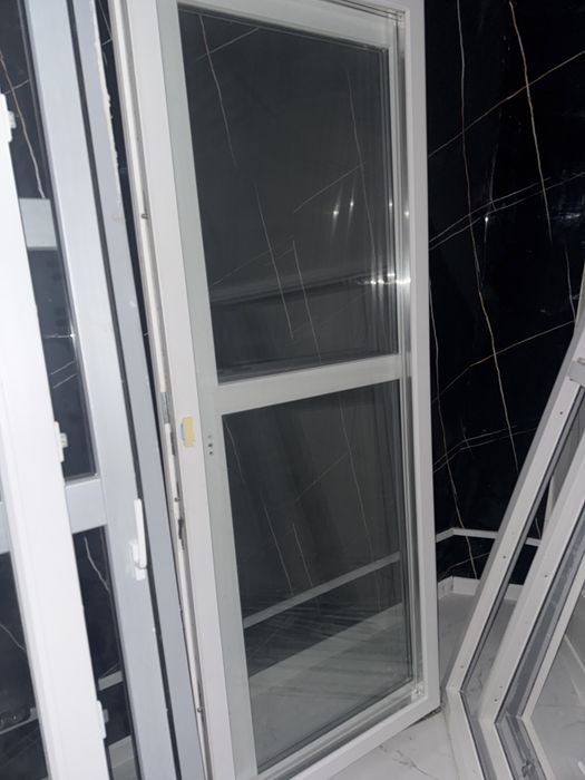 Продам пластиковые окна и двери
