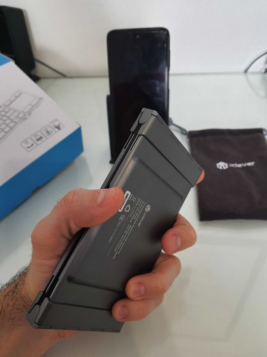 Tastatură portabilă pliabilă Bluetooth iClever BK08 cu touchpad - NOUA
