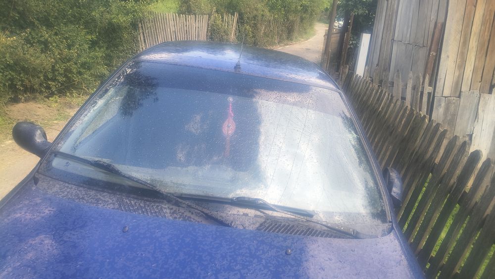 Vând Renault simbol