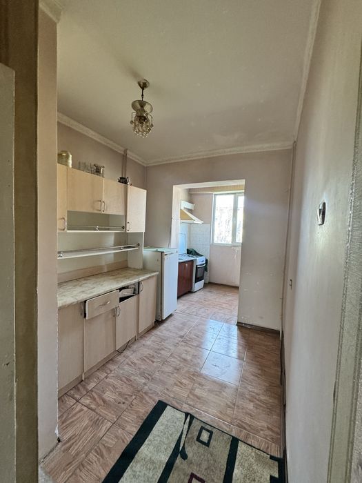 Нефтчилар/Санжарбек Фазоси 4хонали квартира сотилади, СРОЧНО!!