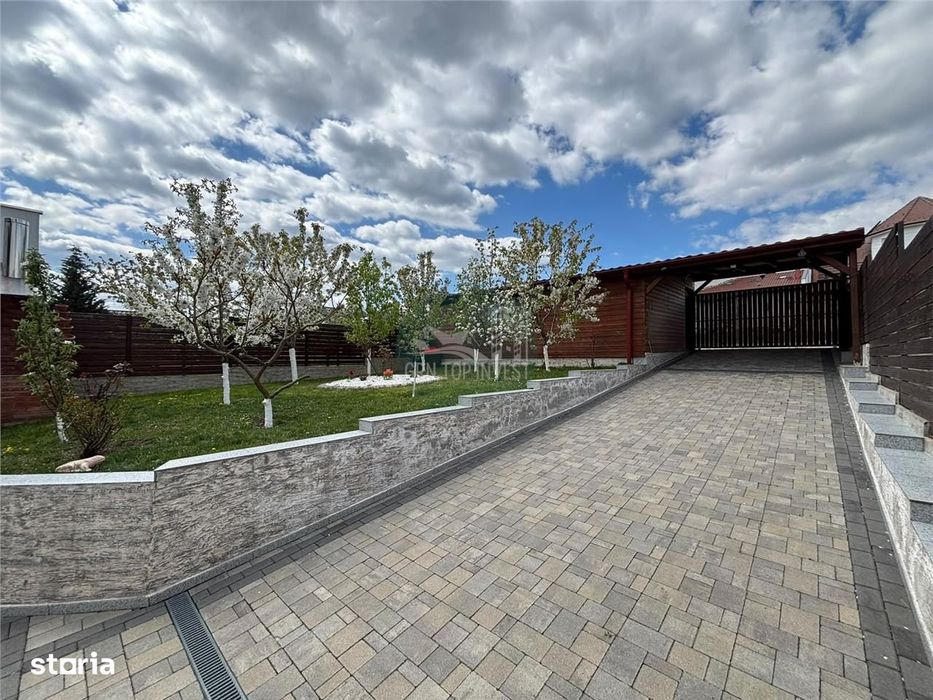 Casa 5 camere 4 bai 426 mp teren zona Arhitectilor