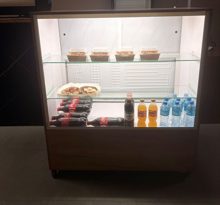 Кондитерская ветрина