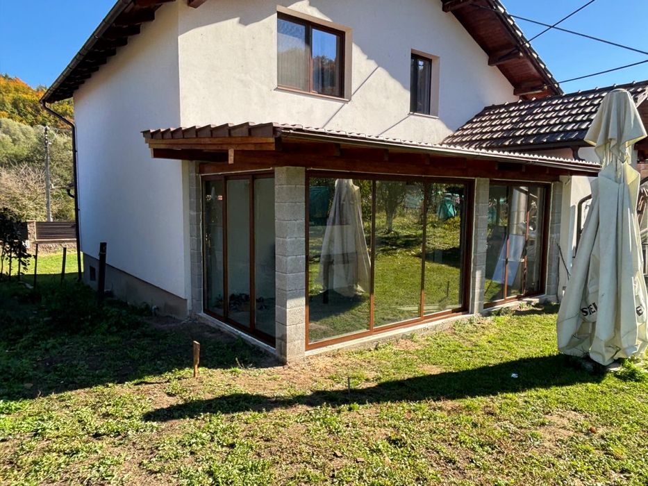 Usi glisante din aluminiu-pe comanda