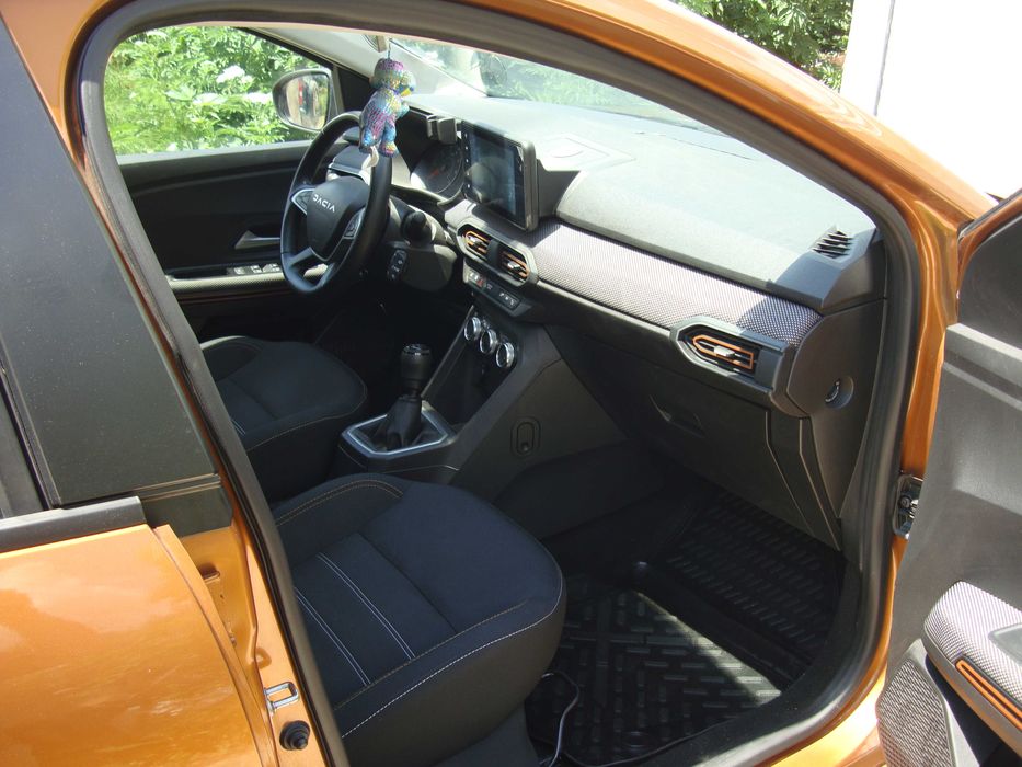 Дачия Сандеро STEPWAY !!! Газ !!! Като нова !!!