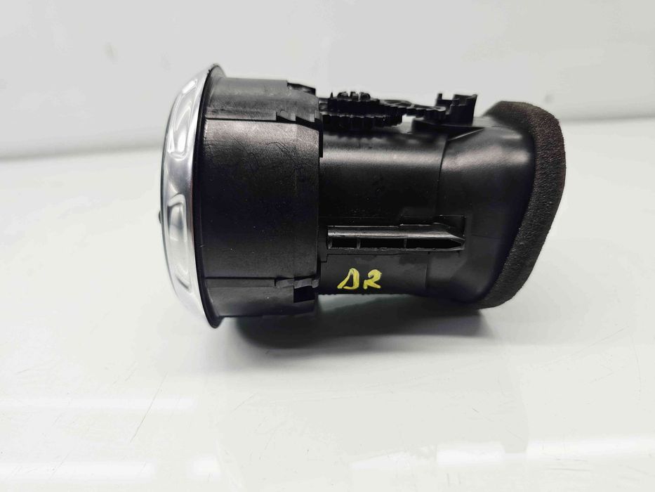 Grila aerisire dreapta Audi TT (8J3) [Fabr 2006-2013] 8J0820901E