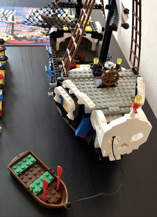 Lego 6289  Red Beard Runner