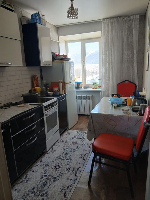 Продам 3х комн.кв улучш.планировки