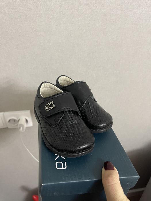 Кожанные туфли на мальчика