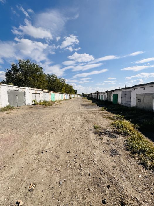 Продам гараж на 15 микр