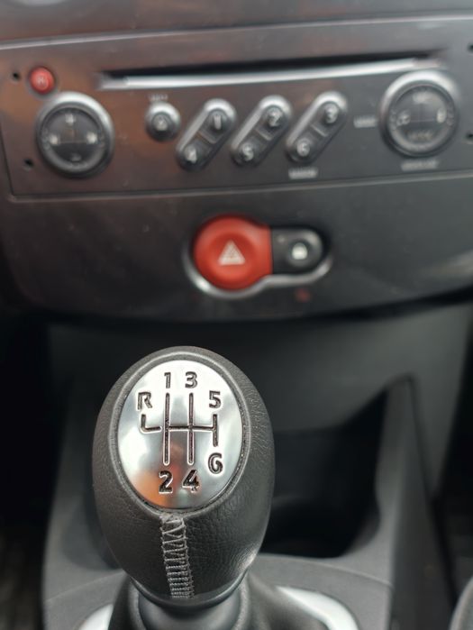 Renault Clio 3 2.0 139к.с. Xenon Climatronic Кожа