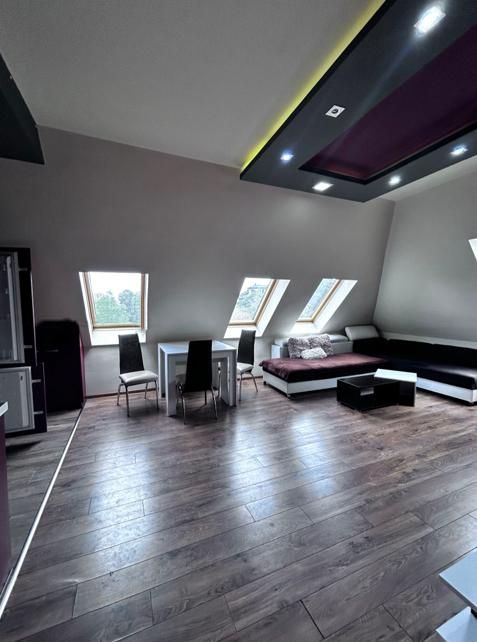 Дава се под наем Двустаен апартамент в София, Карпузица - 75 кв.м за 650 € - Снимка #2