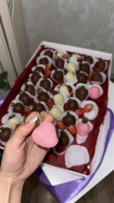 продам клубнику в шоколаде