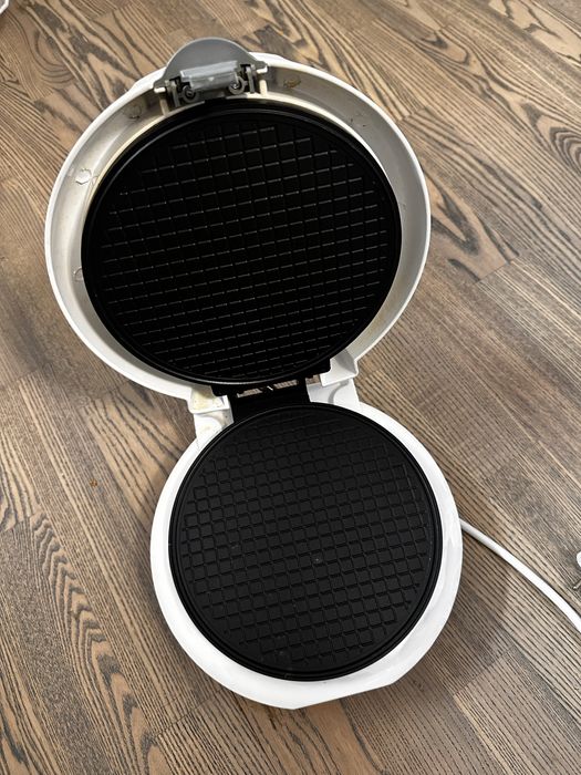 Продам вафельницу