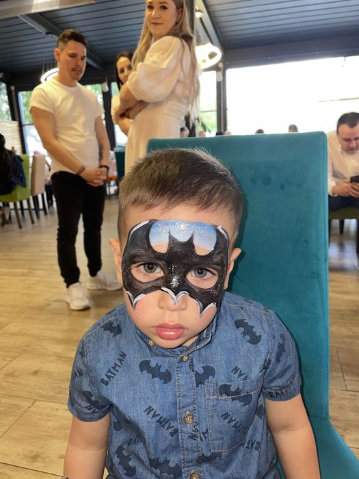 Animatori de Vis – Magie, Distracție și Zâmbete la Fiecare Petrecere!