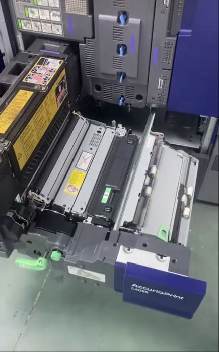 МФУ Konica Minolta C4065