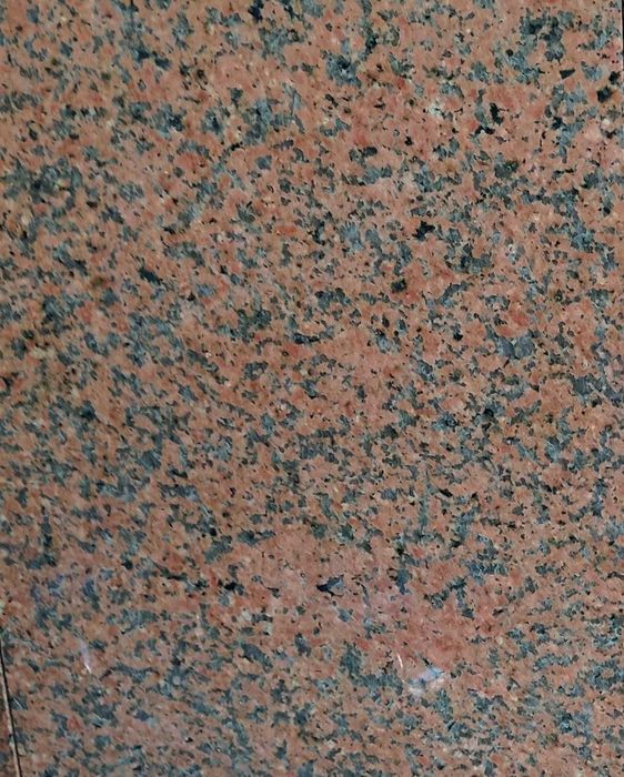 Гранит красный 60х30 см, 18 мм