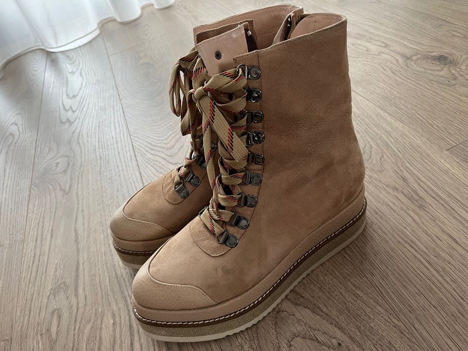 Vand ghete din piele naturala bej, marimea 38