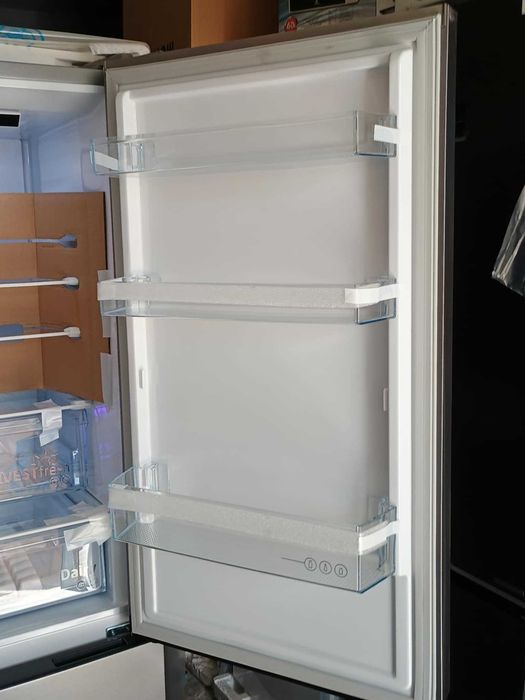 Хладилник с фризер BEKO-БЕКО 186.5 см 316 л HygieneShield® АeroFlow®