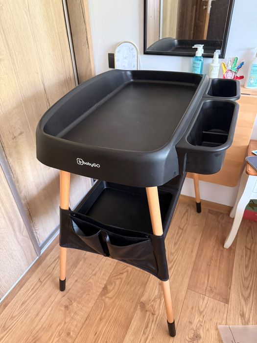 Vand masuta de schimbat si infasat BABYGO CHANGE ME