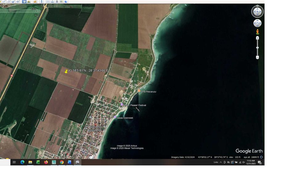 Teren intravilan langa Beach Please in rate.