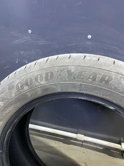 Продаю 205/55/16 good year